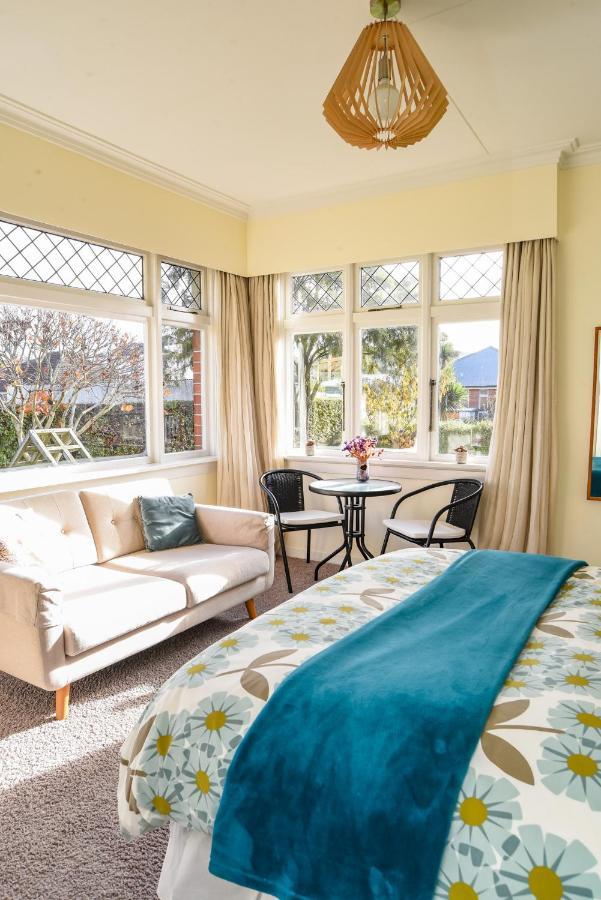 Sunny Mornington 2 Bedroom Guest Suite ديوندين المظهر الخارجي الصورة