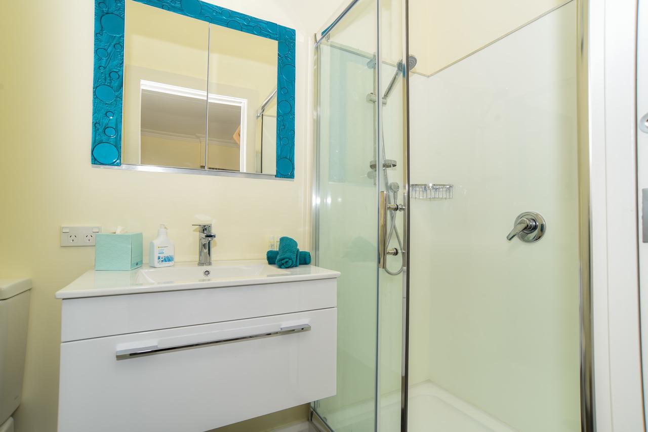Sunny Mornington 2 Bedroom Guest Suite ديوندين المظهر الخارجي الصورة